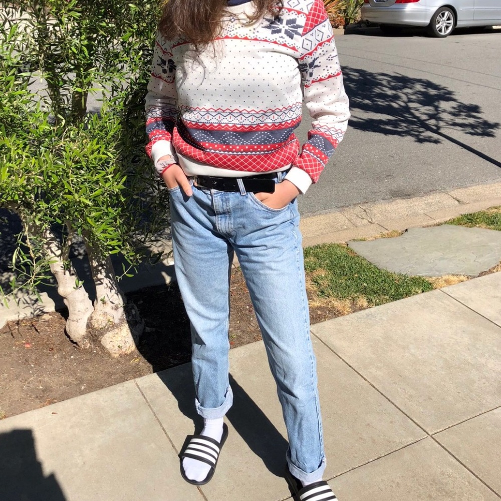 cute holiday themed top/ sweater